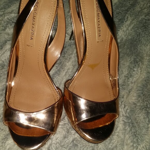 ROSE GOLD BCBG Metallic sling back heels - Picture 1 of 5